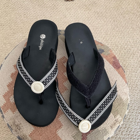 Lindsay Philips Polka SwitchFlops - Picture 1 of 7